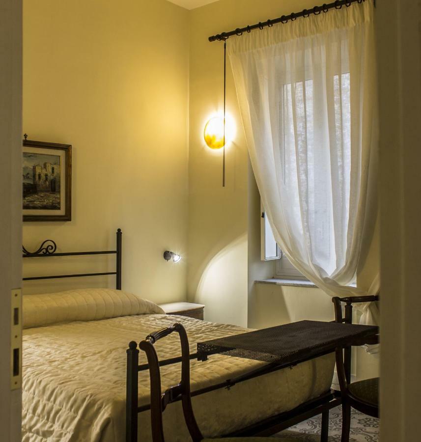 Bed and Breakfast Don Angelo Petito Nápoles Exterior foto